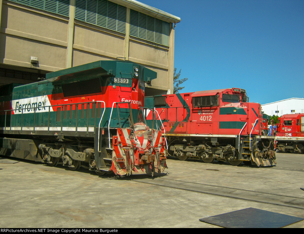 FXE Locomotives at Guadalajara workshop